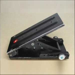 Egripment camera-wedge / tilt plate